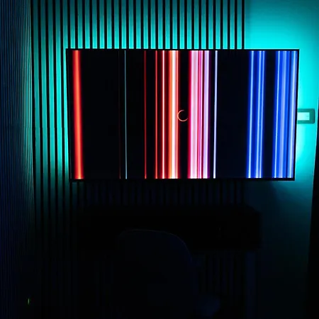 Velaris Luxury & - Self Check In