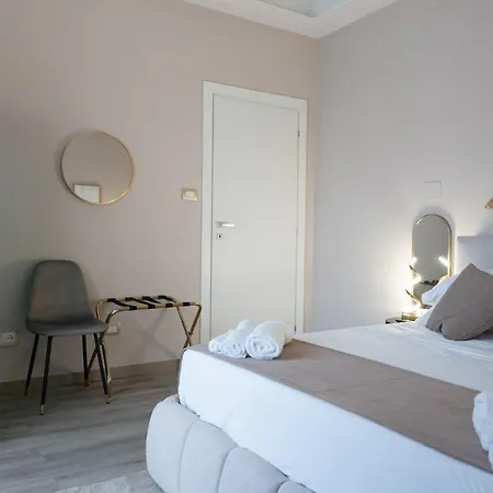 Velaris Luxury & - Self Check In